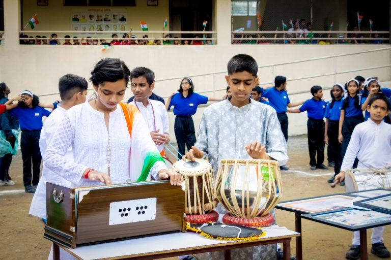 Best CBSE school in hadapsar helping parents with school admission