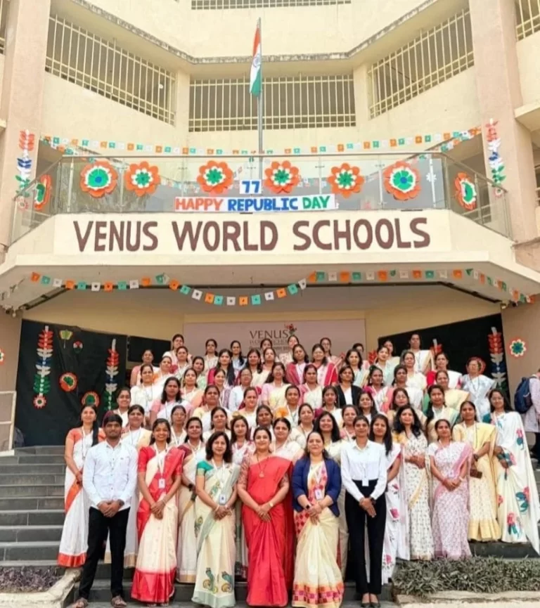 Best school in hadapsar using modern teaching methods in classroom